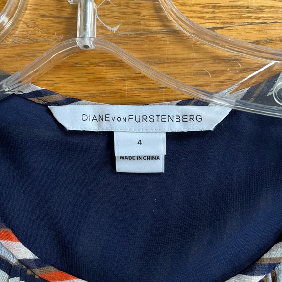 DVF SILK DRESS - Picture 4 of 12